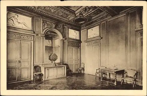 Ak Paris VIIIe Élysée, Nationalbibliothek, Schlafzimmer von Kardinal Mazarin