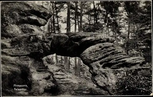 Ak Pirmasens am Pfälzerwald, Felsentor