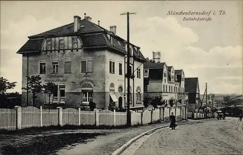 Ak Münchenbernsdorf in Thüringen, Bahnhofstraße, Hotel Zeller