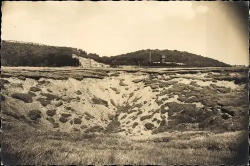 Foto Ak Vienenburg Goslar am Harz, Kalibergwerk, Grubenunblück 1930, Einsturzkrater