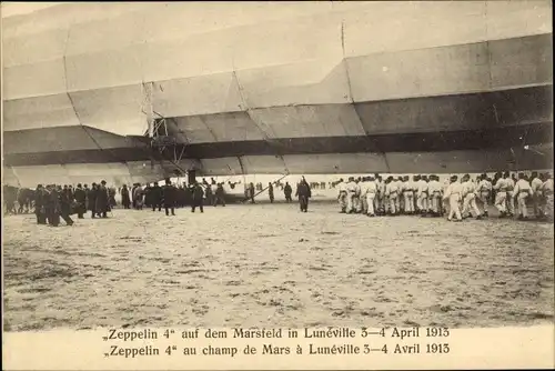 Ak Luneville Lothringen Meurthe et Moselle, Zeppelin 4 auf dem Marsfeld 1913
