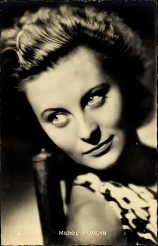 Ak Schauspielerin Michele Morgan, Portrait