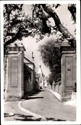 Ak Avallon-Yonne, Straße, Kirche