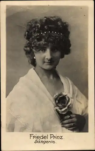 Ak Friedel Prinz, Sängerin, Portrait