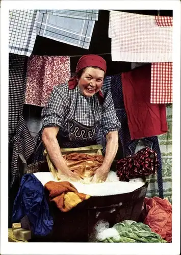 Ak Reklame Indanthren Textilien, Frau wäscht Wäsche