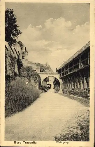 Ak Landshut in Niederbayern, Burg Trausnitz, Wehrgang