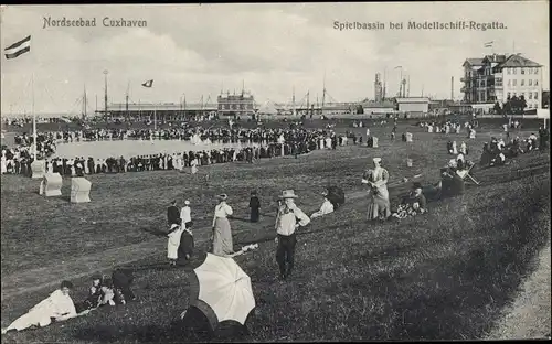 Ak Nordseebad Cuxhaven, Spielbassin bei Modellschiff-Regatta
