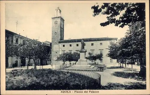 Ak Aquila Abruzzo, Piazza del Palazzo