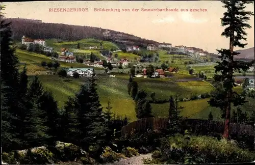 Ak Karpacz Górny Brückenberg Krummhübel Riesengebirge Schlesien, Ort v. d. Schnurrbartbaude gesehen