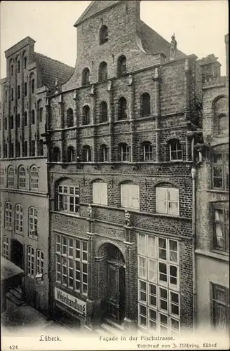 Ak Lübeck, Fassade in der Fischstraße, Weinhandlung