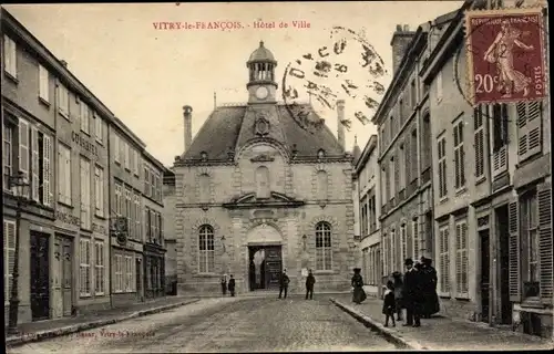 Ak Vitry le François Marne, Hotel de Ville