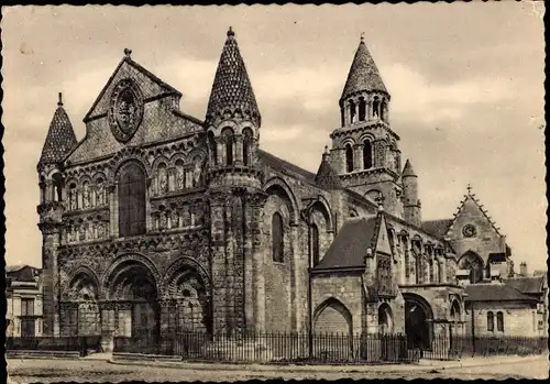 Ak Poitiers Vienne, Kirche Notre-Dame-la-Grande