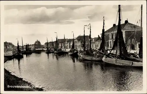 Ak Brouwershaven Zeeland, Hafen