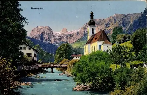 Ak Ramsau im Berchtesgadener Land Oberbayern, Teilansicht, Kirche, Brücke, Gebirge