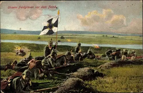 Ak Die Feldgrauen vor dem Feind, deutsche Soldaten auf dem Schlachtfeld, I. WK