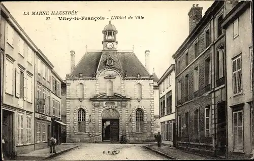 Ak Vitry le François Marne, l'Hotel de Ville