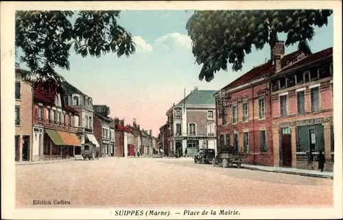 Ak Suippes Marne, Place de la Mairie