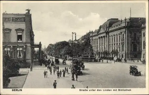 Ak Berlin Mitte, Unter den Linden, Bibliothek, Denkmal