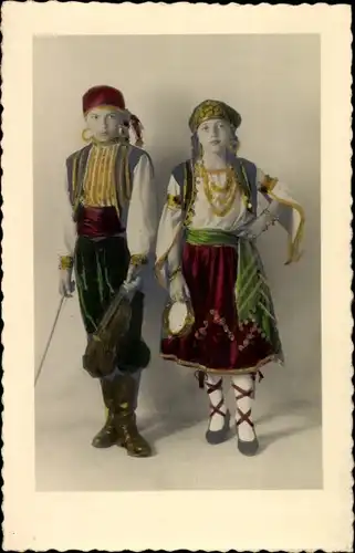 Ak Kinder in Volkstracht, Musikinstrumente, Tamburin, Geige