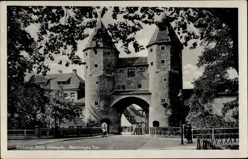 Ak Amberg Bayerische Ostmark, Nabburger Tor, Passant, Straßenansicht