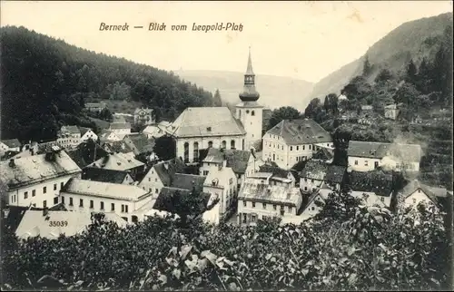 Ak Berneck Altensteig im Schwarzwald, Blick vom Leopold-Platz über den Ort