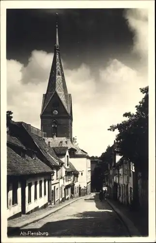 Foto Ak Flensburg in Schleswig Holstein, Straßenansicht, Marienkirche