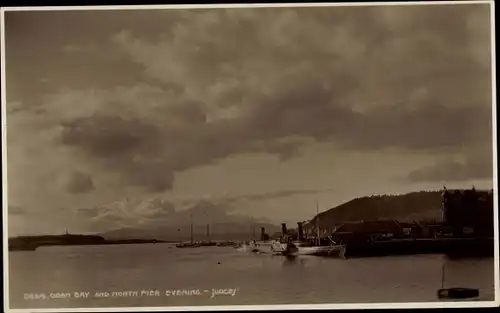 Ak Oban Schottland, Oban Bay und North Pier, Abend