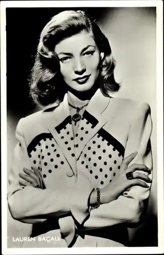 Ak Schauspielerin Lauren Bacall, Portrait