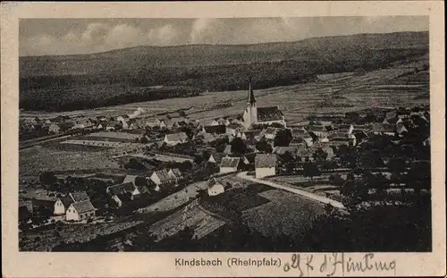 Ak Kindsbach in der Pfalz, Panoramablick auf die Ortschaft mit Umgebung