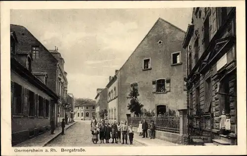 Ak Germersheim Rhein, Kinder in der Bergstraße