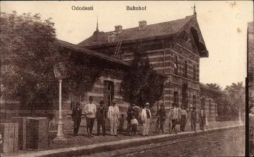Ak Odobesti Rumänien, Bahnhof, Gleisseite