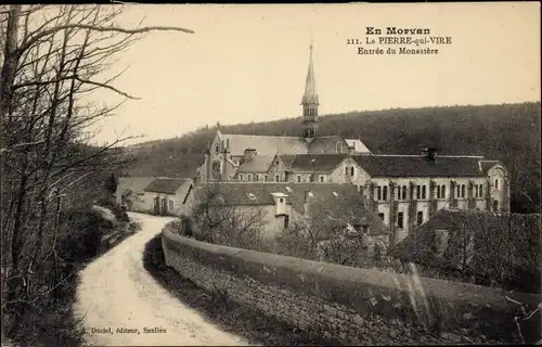 Ak Saint-Léger-Vauban Yonne, Abtei Sainte-Marie de la Pierre qui Vire, Kloster