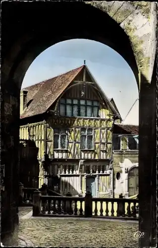 Ak Joigny Yonne, Maison de bois