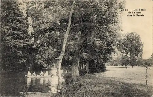Ak Les Bords de l'Yerres dans la Prairie, Ruderboot