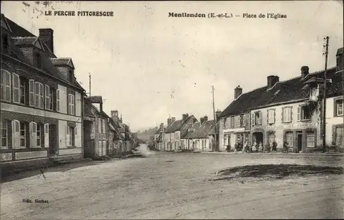 Ak Montlandon Eure et Loir, Place de l'Eglise