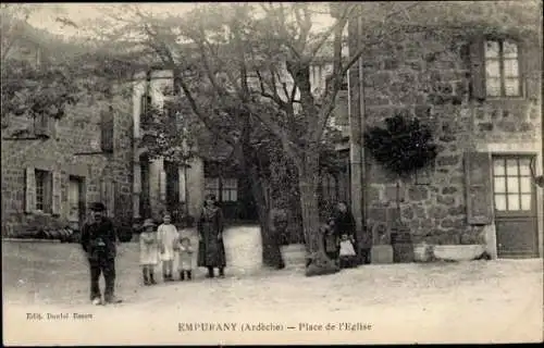 Ak Empurany Ardeche, Place de l'Eglise, Einwohner