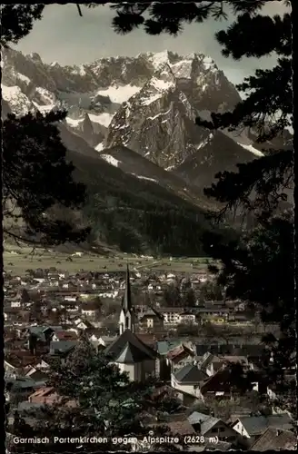 Ak Garmisch Partenkirchen in Oberbayern, Alpspitze, Ortsansicht