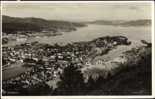 Ak Bergen Norwegen, Gesamtansicht, Luftbild