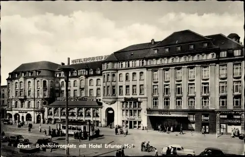 Ak Erfurt in Thüringen, Bahnhofsvorplatz mit Hotel Erfurter Hof