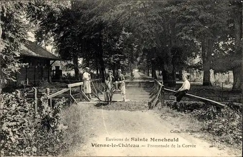 Ak Vienne le Château Marne, Promenade de la Corvee