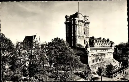 Ak Vincennes Val de Marne, Der Bergfried und die Kapelle