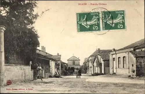 Ak Courcelles-sur-Blaise Haute Marne, Rue du Château