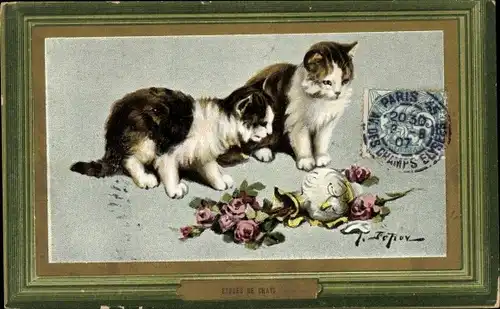 Ak Zwei Katzen, Zerbrochene Blumenvase, Rosen