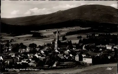 Ak Zwiesel im Bayerischen Wald, Ortsansicht, Kirche, Falkenstein