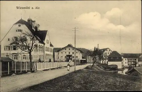 Ak Wiesmühl an der Alz Engelsberg in Oberbayern, Straßenpartie, Häuser