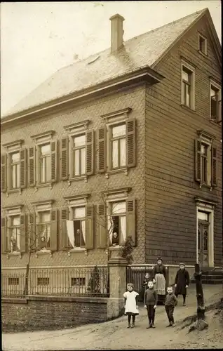 Foto Ak Remscheid im Bergischen Land, Wohnhaus, Anwohner