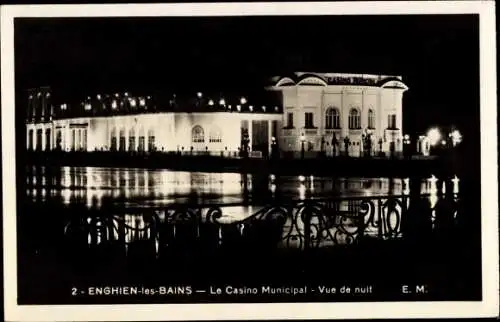 Ak Enghien les Bains Val de Oise, Städtisches Casino, Nachtansicht