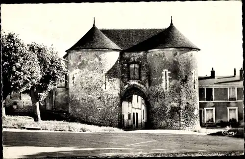 Ak Joigny Yonne, La Porte du Bois