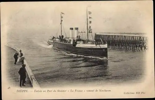 Ak Dieppe Seine Maritime, Einfahrt in den Hafen des Dampfers La France, French Line