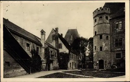 Ak Landshut in Niederbayern, Burg Trausnitz, Schlosshof